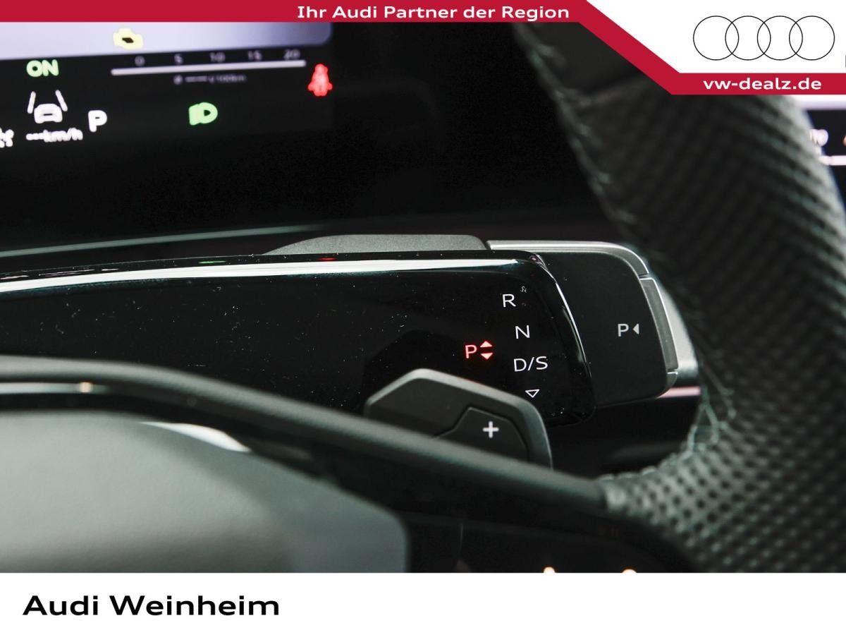 Audi Q3 SUV TFSI S tronic NAVI ALU 19" LED DAB