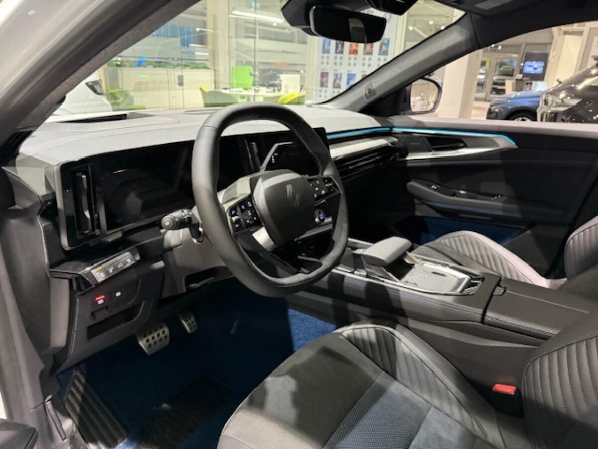 Renault Rafale SOFORT LIEFERBAR ER LUXUS RAFALE ATELIER Alpine  4x4 "PLUG-IN  Hybrid - 300 PS