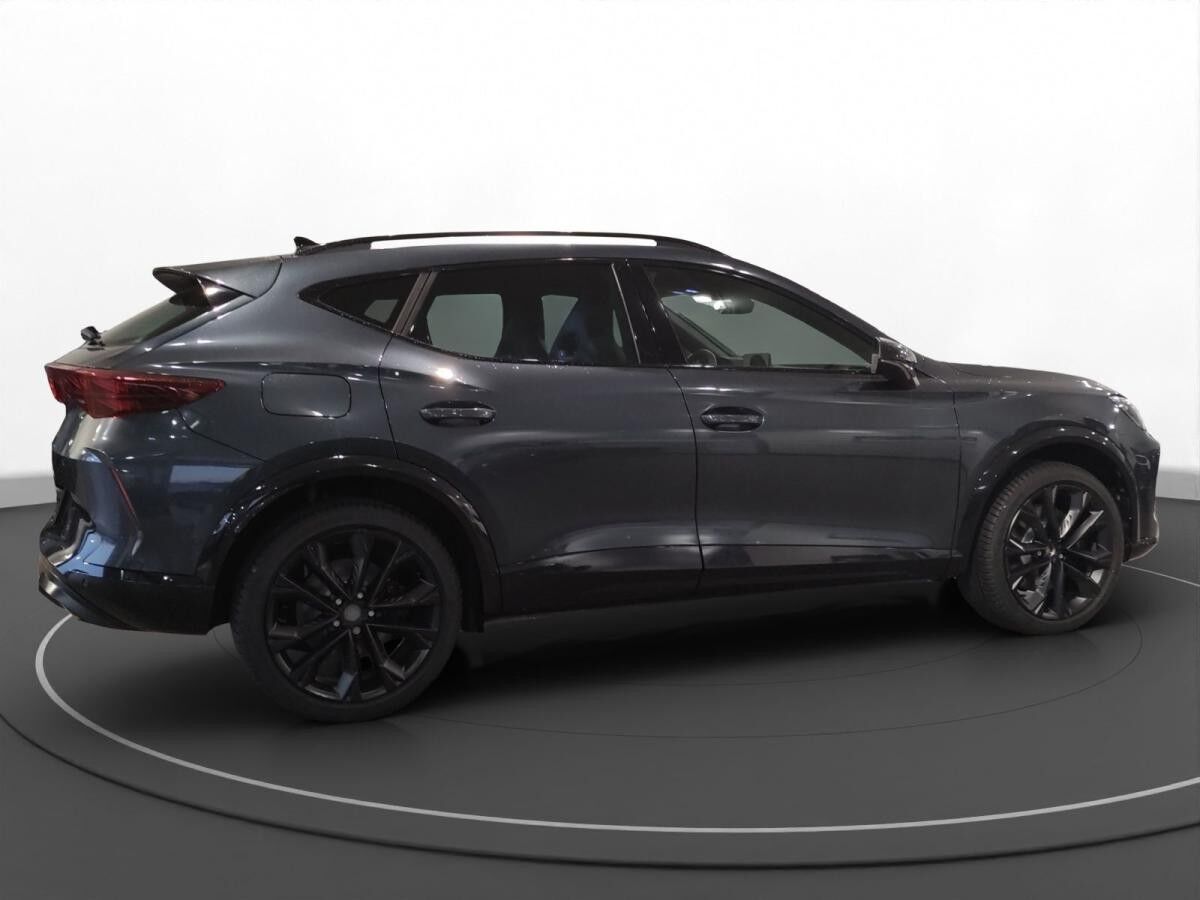 Cupra Formentor 1.5 e-HYBRID VZ Black Edition Cupra Formentor 1.5 e-HYBRID VZ Black Edition