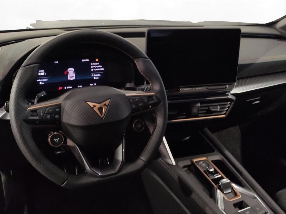 Cupra Formentor 1.5 e-HYBRID VZ Black Edition Cupra Formentor 1.5 e-HYBRID VZ Black Edition