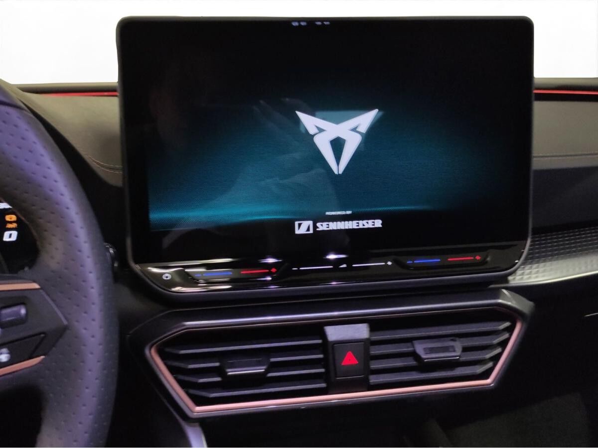 Cupra Formentor 1.5 e-HYBRID VZ Black Edition Cupra Formentor 1.5 e-HYBRID VZ Black Edition