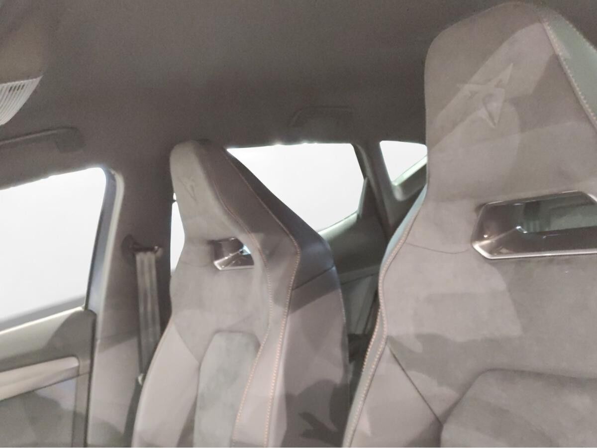 Cupra Formentor 1.5 e-HYBRID VZ Black Edition Cupra Formentor 1.5 e-HYBRID VZ Black Edition