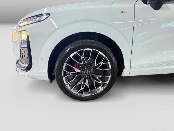 Audi Q3 SUV TFSI S tronic