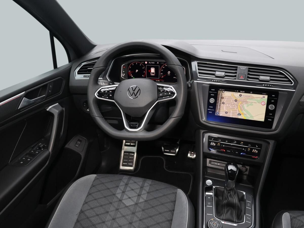 Volkswagen Tiguan Allspace 2.0TSI R-LINE +AHK+7 SITZE