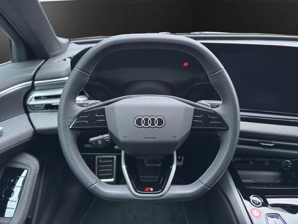 Audi A5 Limousine TFSI S line AHK+Kamera+Matrix