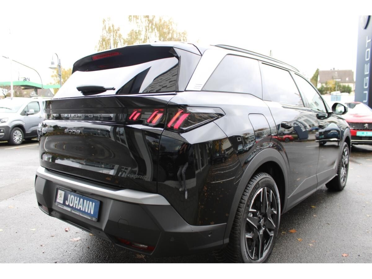 Peugeot 5008 Allure MILD HYBRID 145 e-DSC6 *Anhängerkupplung*