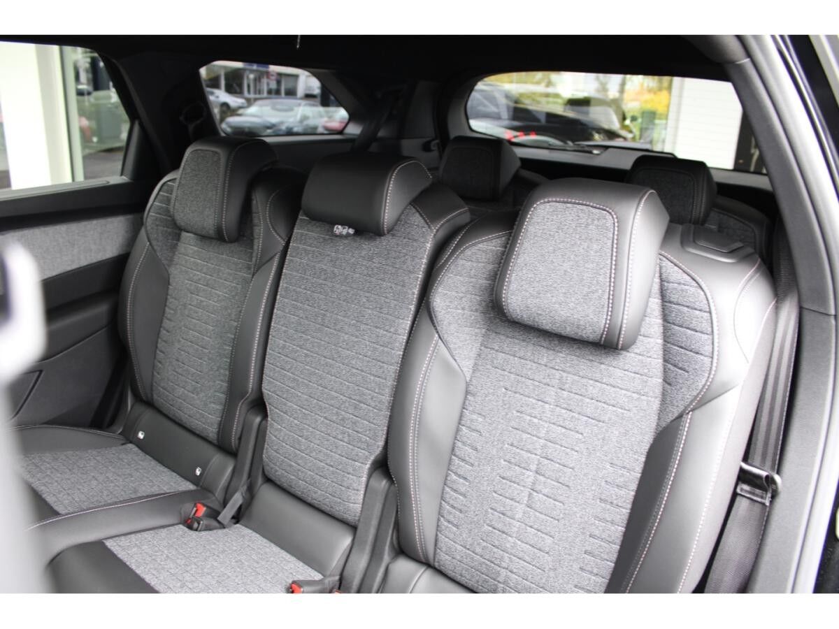 Peugeot 5008 Allure MILD HYBRID 145 e-DSC6 *Anhängerkupplung*