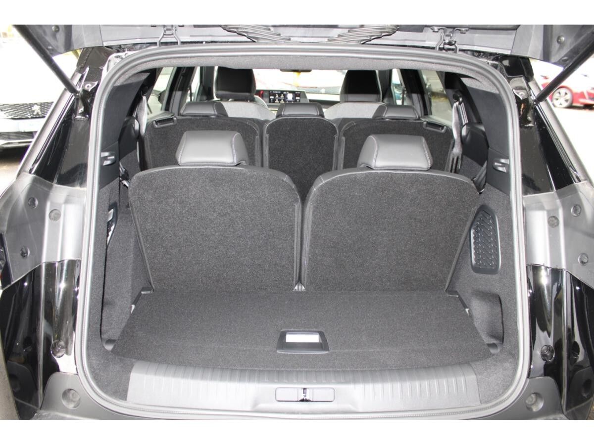 Peugeot 5008 Allure MILD HYBRID 145 e-DSC6 *Anhängerkupplung*