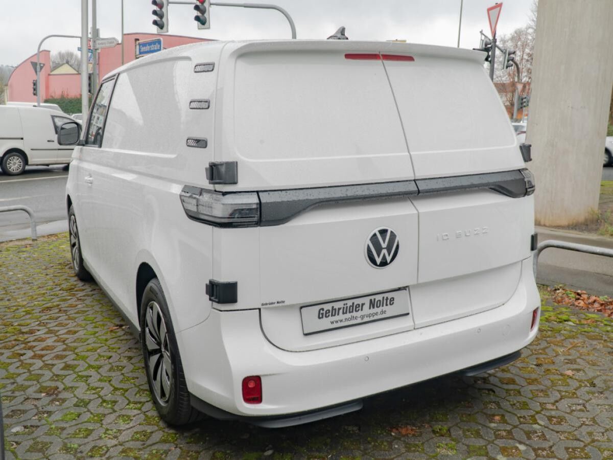 Volkswagen ID.Buzz Cargo Pro **mit Regalsystem** sofort verfügbar