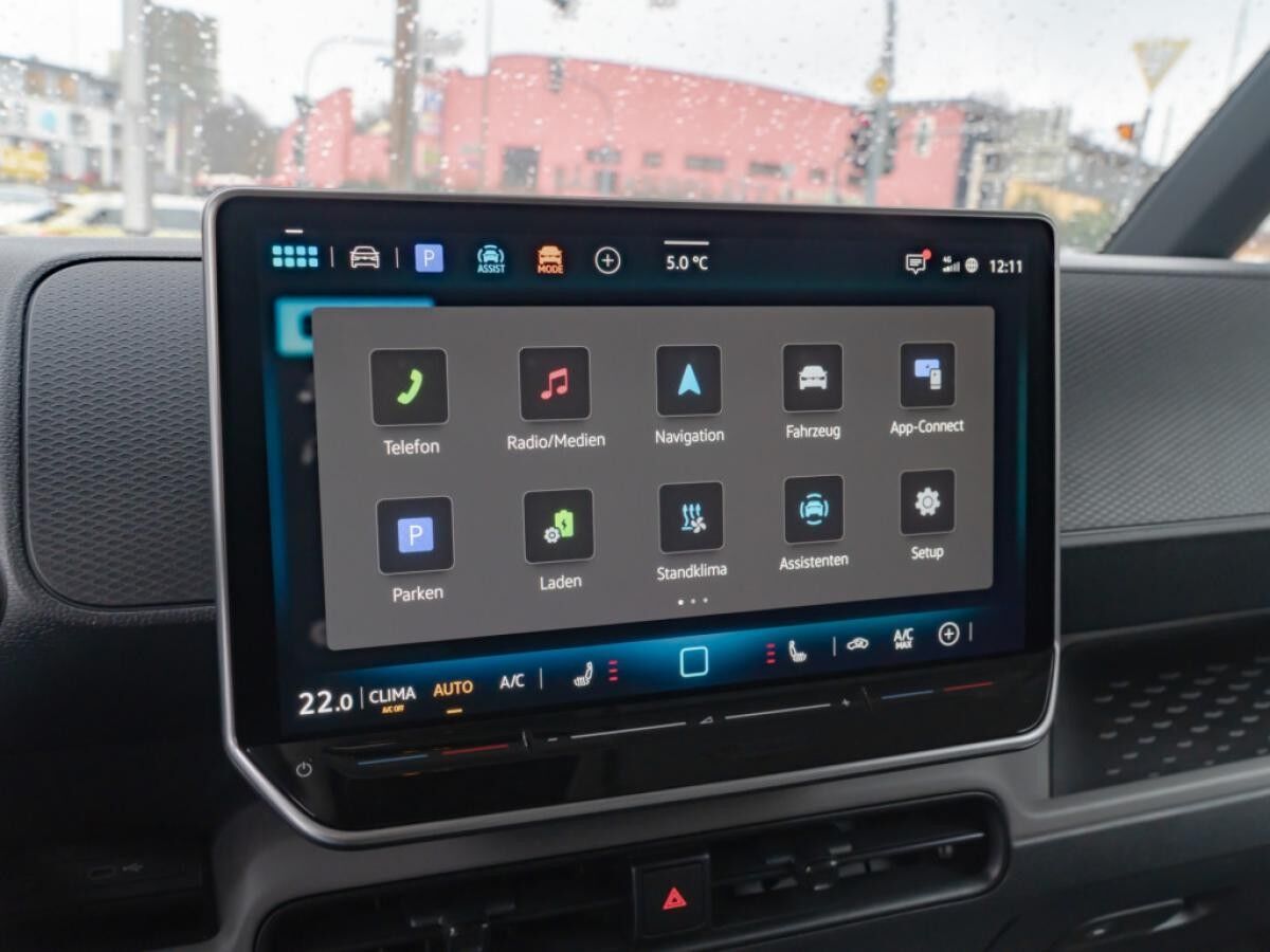 Volkswagen ID.Buzz Cargo Pro **mit Regalsystem** sofort verfügbar