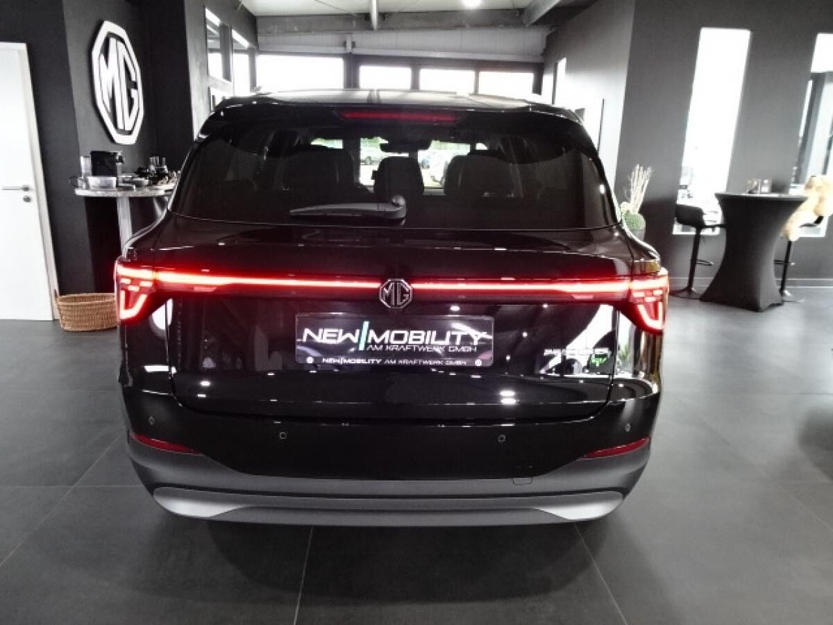 MG S5 EV Luxury Long Range