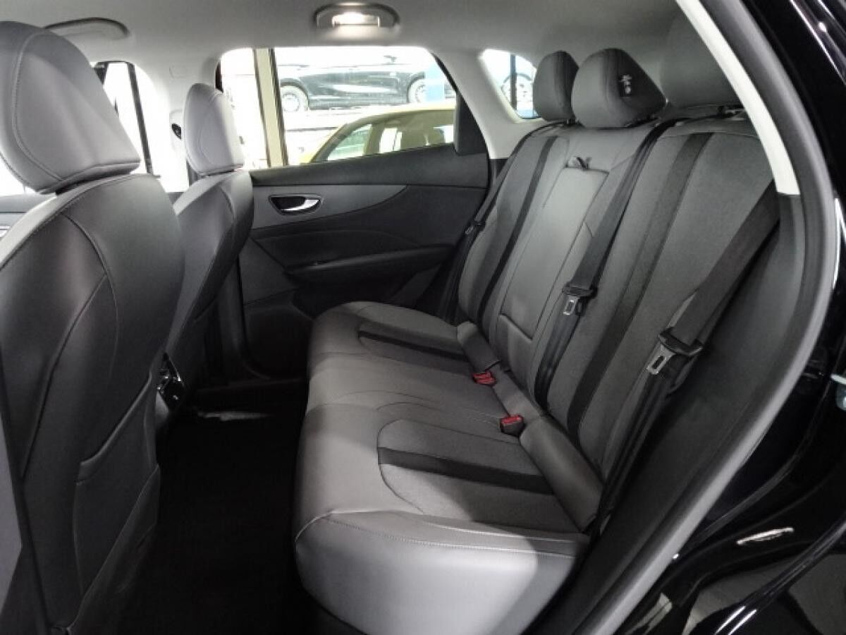 MG S5 EV Luxury Long Range