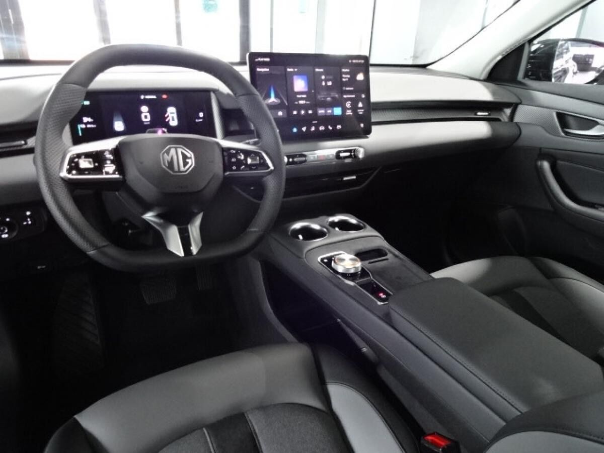 MG S5 EV Luxury Long Range