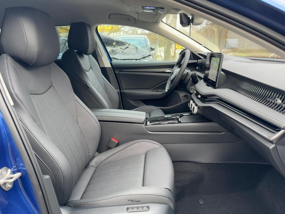 Skoda Superb Combi 1.5 iV Selection DSG Matrix Navi AHK🚀Sofort-Verfügbar🚀Autohaus-Schandert Top-Deal✨