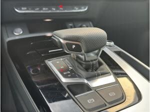 Audi Q5 55 TFSI e quattro S-tronic S line Matrix Luftfahrwerk Matrix AHK HuD ACC Totwinkel Nappa
