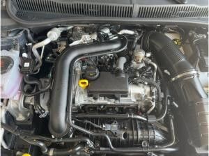 Volkswagen Polo R-Line 1,0 l TSI OPF DSG