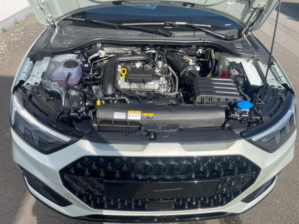 Audi A1 allstreet 30 TFSI S tronic LED RFK design selection