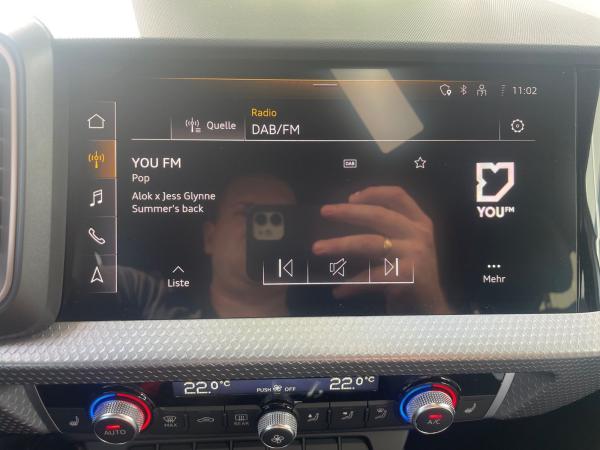 Audi A1 allstreet 30 TFSI S tronic LED RFK design selection