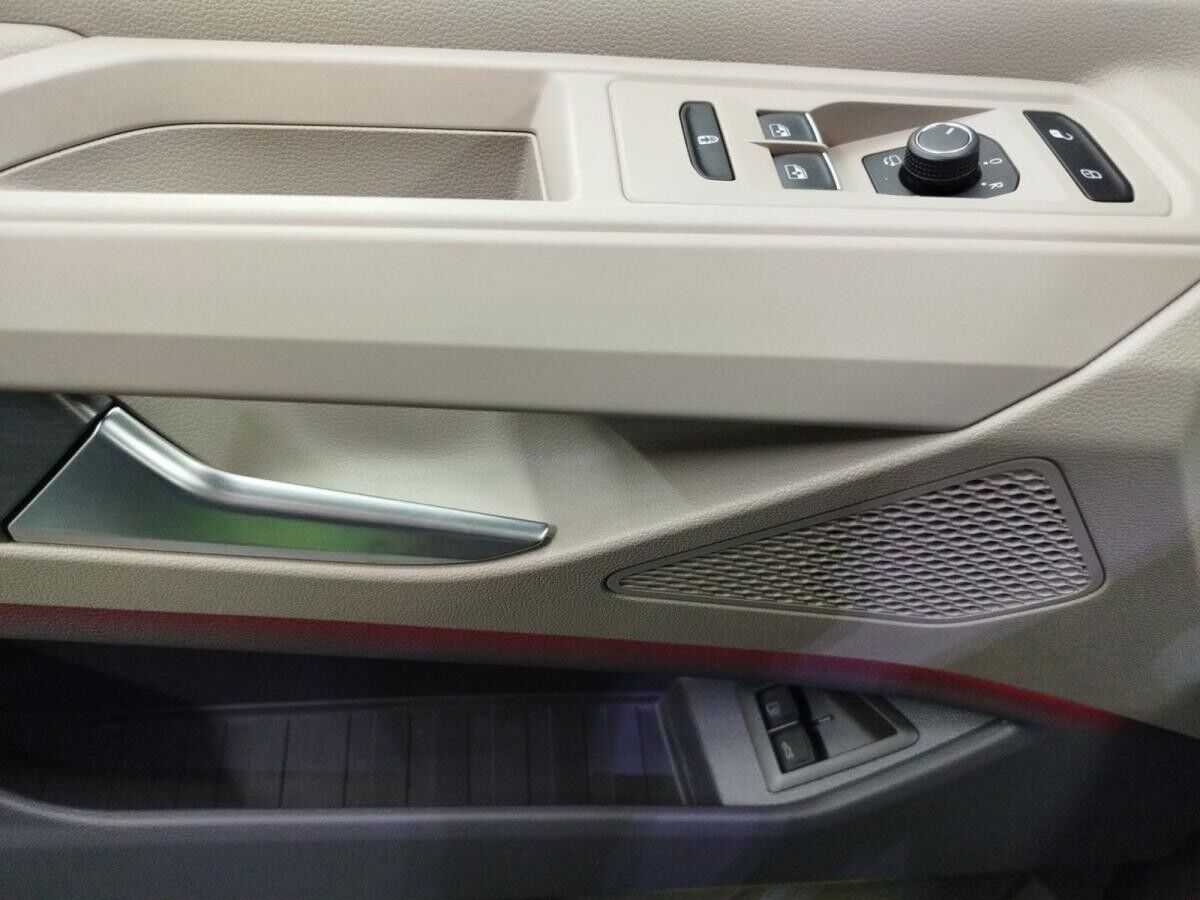 Volkswagen Multivan "Edition" eHybrid OPF 4 MOTION langer Überhang