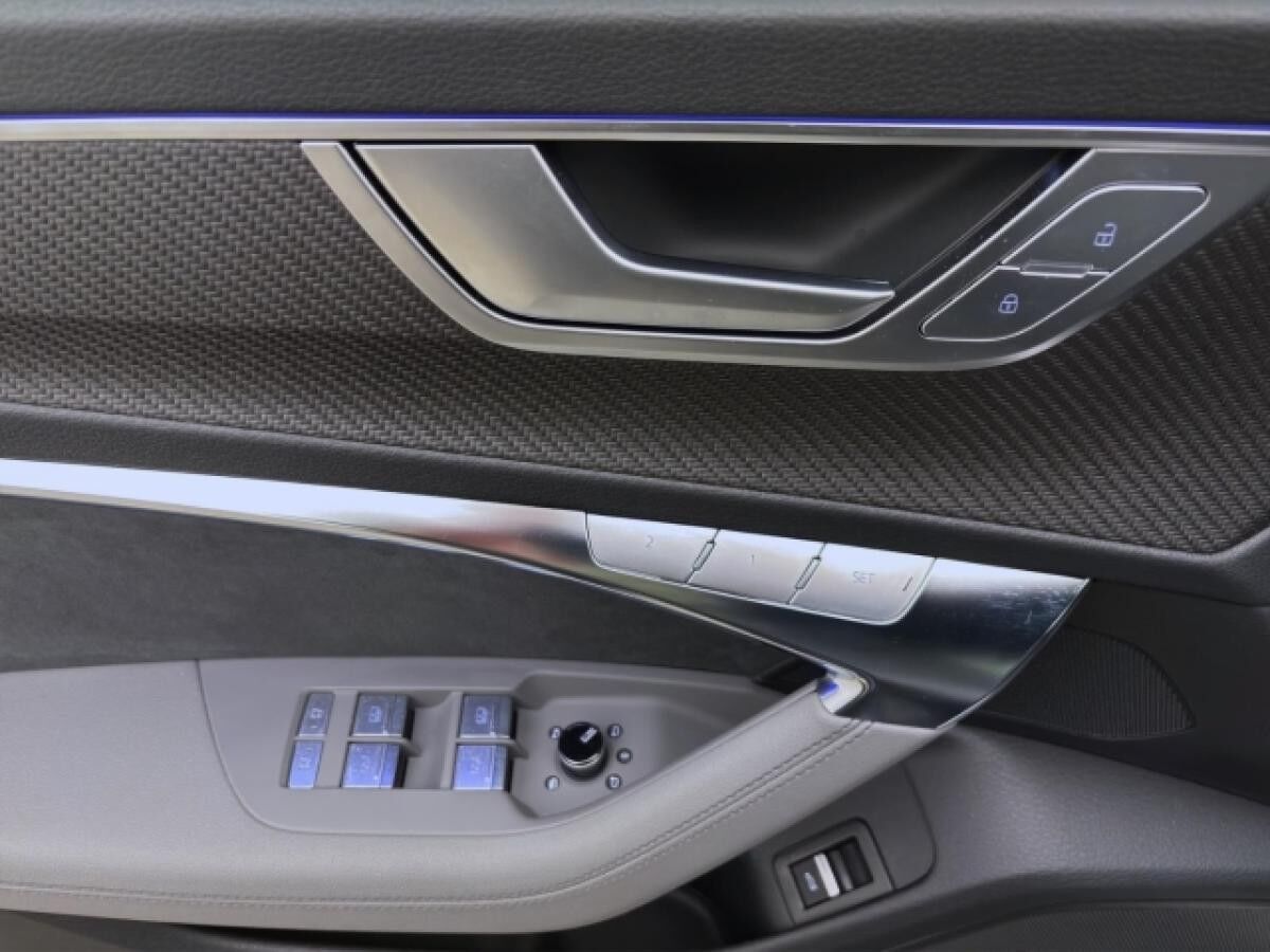 Audi A6 Limousine 45 TFSI S LINE HD-MATRIX PANO NAVI HuD