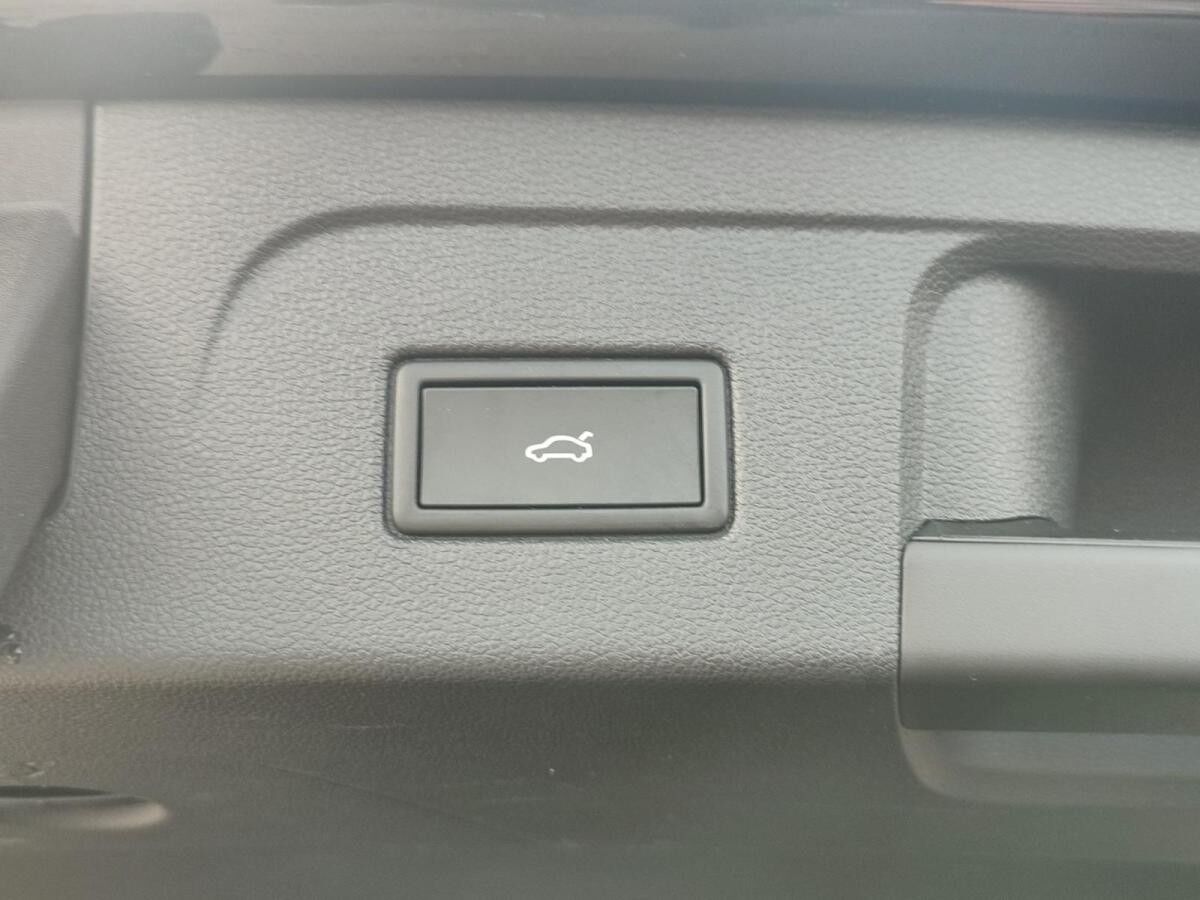 Volkswagen Touran Goal 1.5l TSI +7-SITZER+NAVI+RFK+APP-CONN