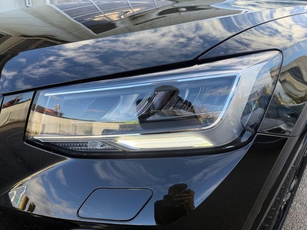 Audi Q2 Sline AHK Kamera LED Navi Automatik