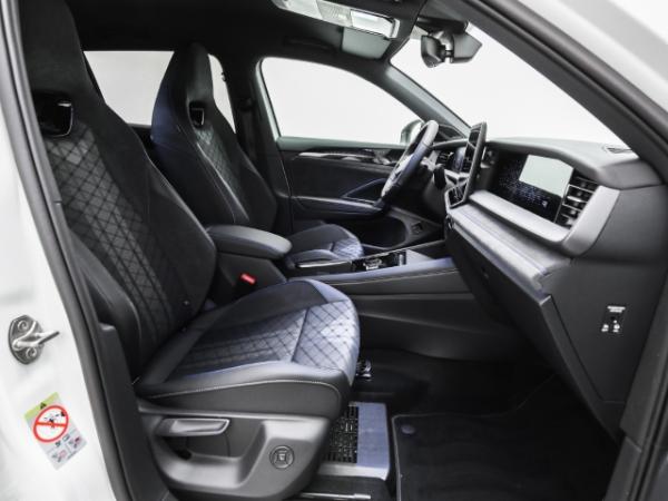 Volkswagen Tayron R-Line 1.5 eHybrid DSG AHK Navi Kamera IQ.Light