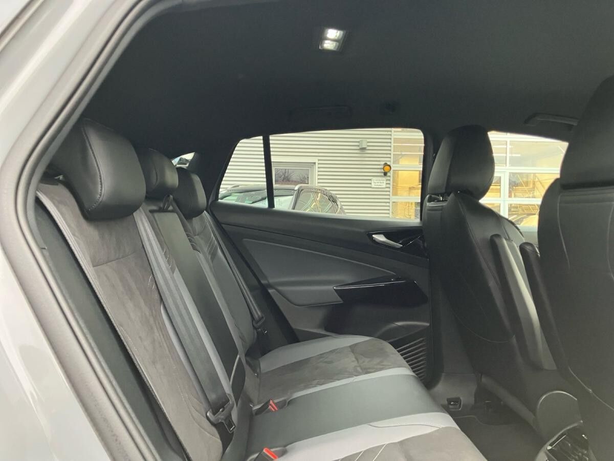Volkswagen ID.5 Pro/ Navi, Matrix, Standklima, WP, AHK, RFK