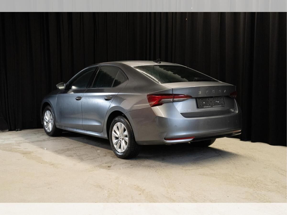 Skoda Octavia 2.0 TDI 110kW DSG Selection AHK Lim.
