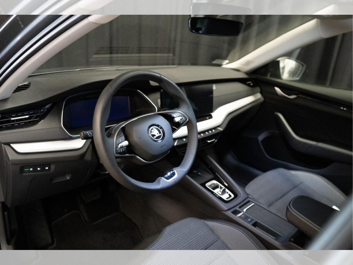 Skoda Octavia 2.0 TDI 110kW DSG Selection AHK Lim.