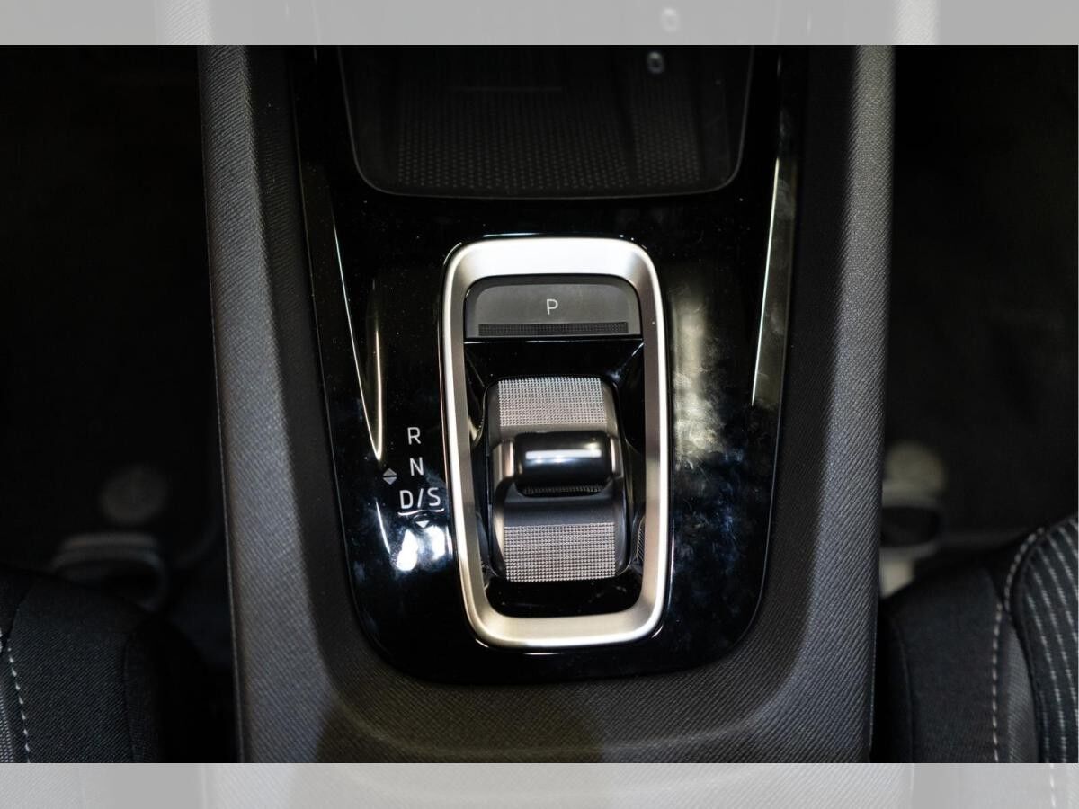 Skoda Octavia 2.0 TDI 110kW DSG Selection AHK Lim.