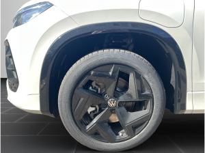 Volkswagen Tayron R-Line 1.5 eHybrid DSG PANO NAVI AHK SITZHZ