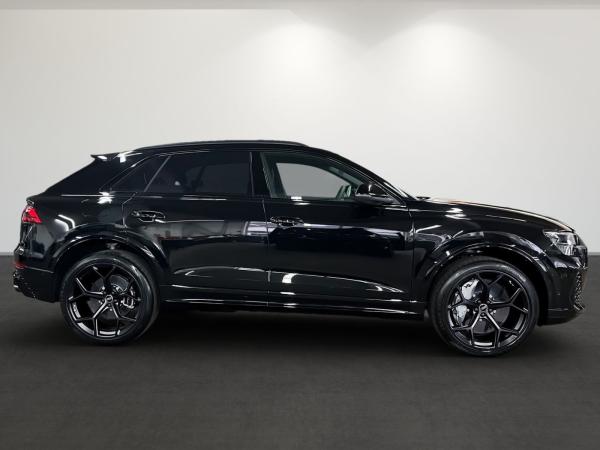 Audi RS Q8 SUV performance tiptronic Audi RS Q8 SUV performance tiptronic