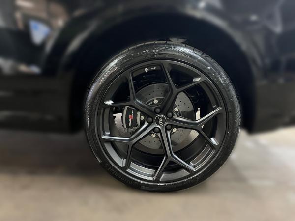 Audi RS Q8 SUV performance tiptronic Audi RS Q8 SUV performance tiptronic