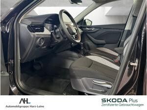 Skoda Kamiq 1.0 TSI Tour DSG AHK Navi ACC LED RFK Optik schwarz
