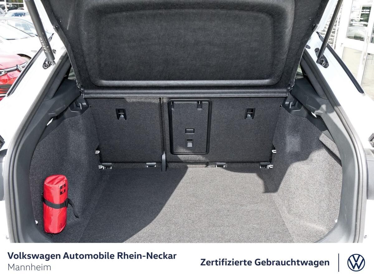 Volkswagen ID.5 Pro GAR2030 Navi Pano Wärmepumpe uvm
