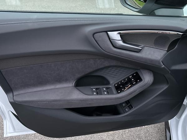 Audi A5 e-hybrid quattro MMI experience pro Panorama