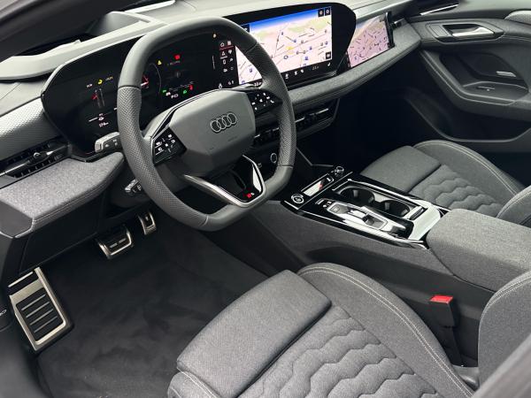 Audi A6 e-tron Avant performance Digitales Cockpit 0,25% möglich