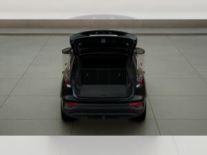 Audi Q4 e-tron Q4 45 quattro e-tron S-Line AHK Matrix RFK 20