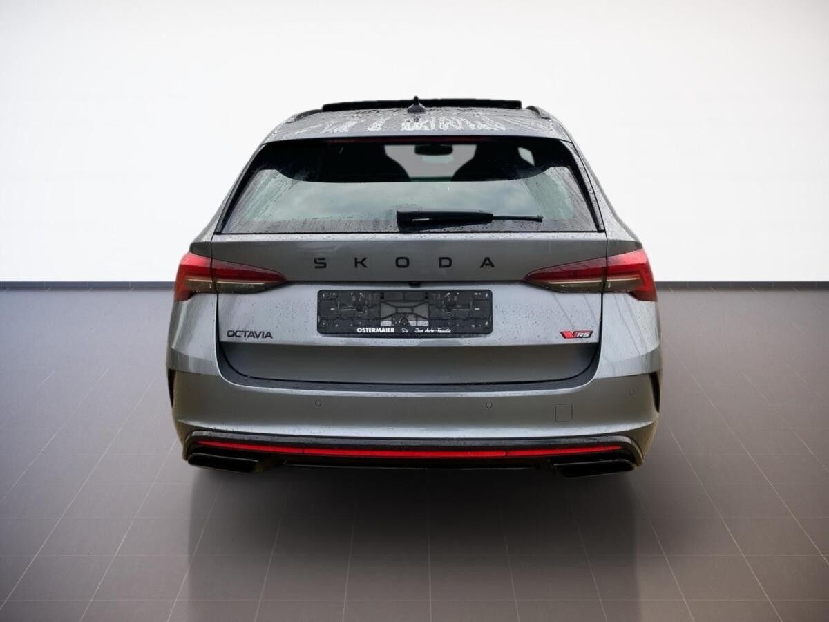 Skoda Octavia Combi RS 2.0TSI MATRIX.NAVI.TravelA.KAM.PSD.AHK.ASSIST+.SMARTLINK.DAB