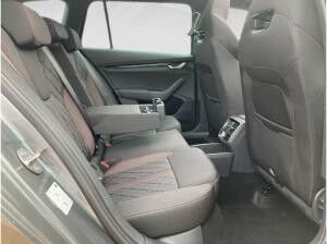 Skoda Octavia Combi RS 2.0TSI MATRIX.NAVI.TravelA.KAM.PSD.AHK.ASSIST+.SMARTLINK.DAB