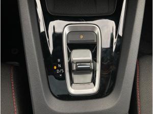 Skoda Octavia Combi RS 2.0TSI MATRIX.NAVI.TravelA.KAM.PSD.AHK.ASSIST+.SMARTLINK.DAB