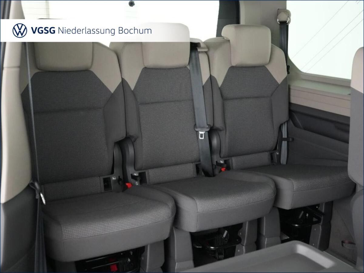 Volkswagen Multivan AHK Navi Kamera GJR ParkAssist el.Heckkl.