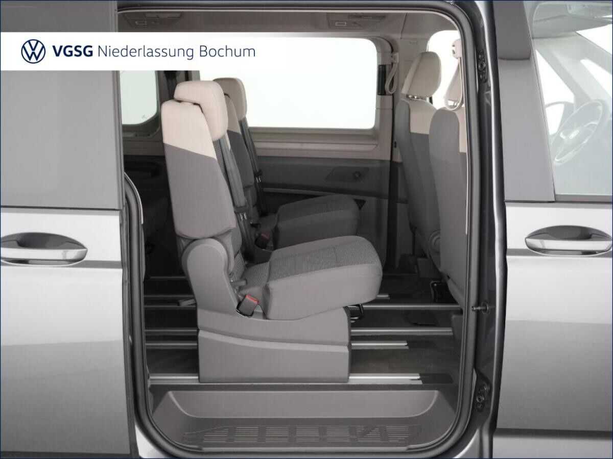 Volkswagen Multivan AHK Navi Kamera GJR ParkAssist el.Heckkl.