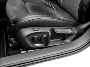 Volkswagen Passat Variant 1.5 eTSI NAVI ACC LED