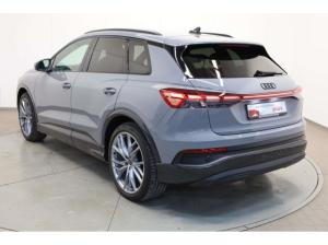 Audi Q4 e-tron e-tron 45 S line AHK/Matrix/21''/W-Pumpe