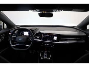 Audi Q4 e-tron e-tron 45 S line AHK/Matrix/21''/W-Pumpe