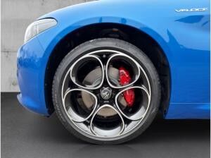 Alfa Romeo Giulia Veloce Q4 2.0 PDC+KAMERA+NAVI+CARPLAY+SHZ