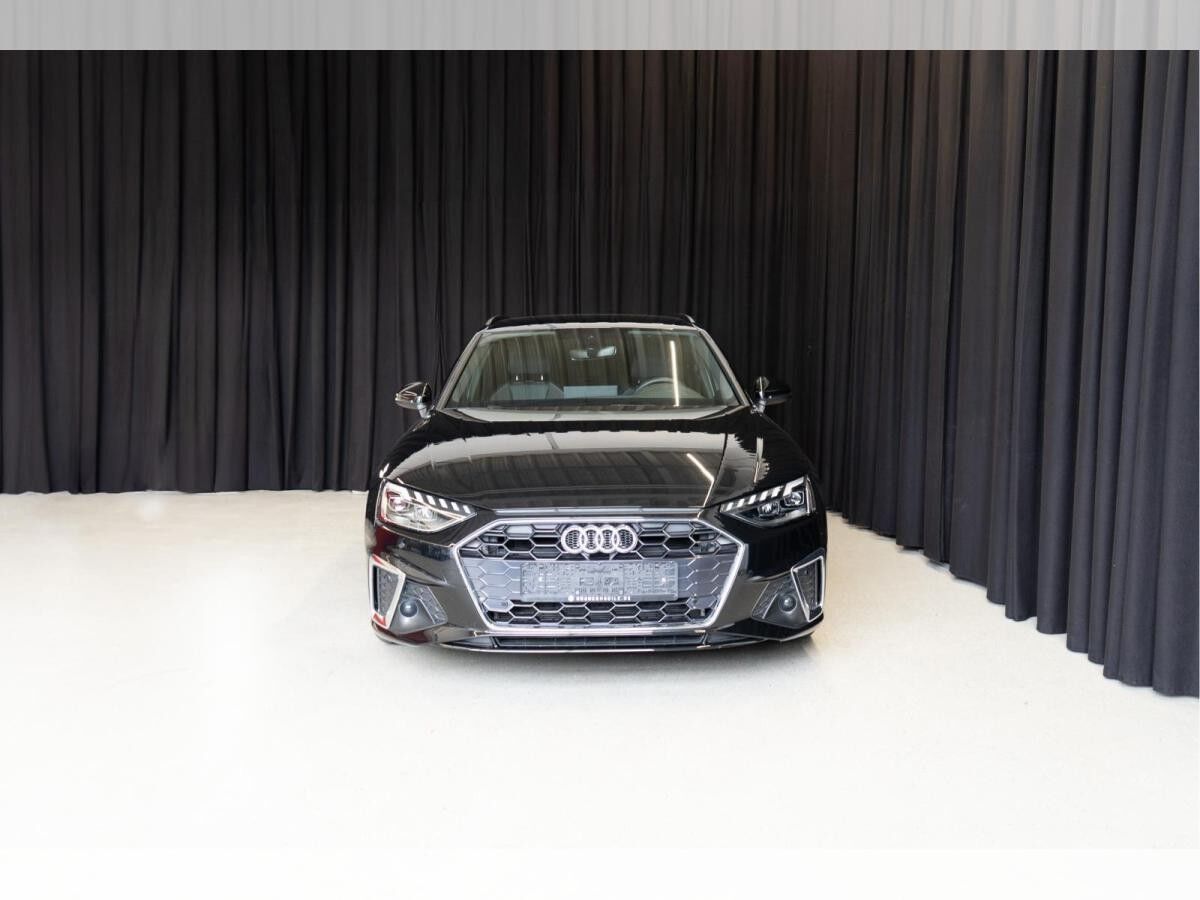 Audi A4 35 TDI S tronic S line Avant AHK