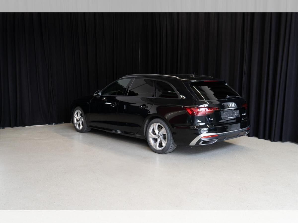 Audi A4 35 TDI S tronic S line Avant AHK